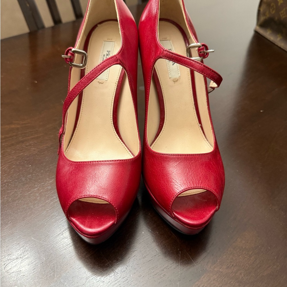 Prada pee toe Mary Jane’s size 38 - Picture 6 of 6